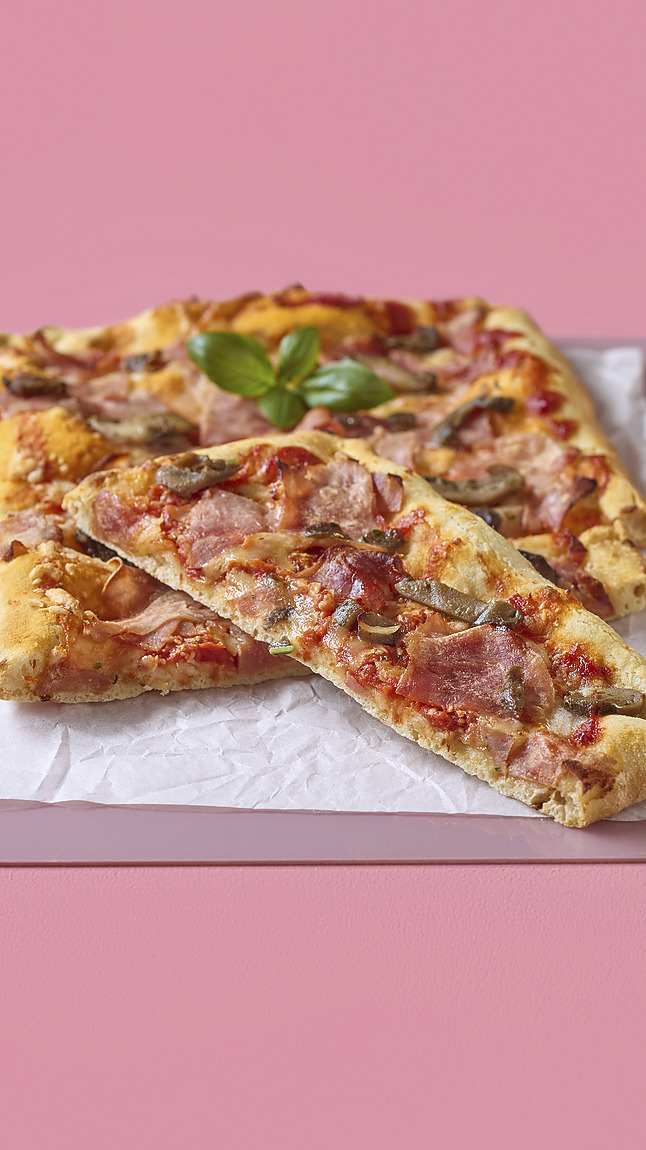 Pizza_ham_champignons_detail_35040 Pizza_ham_champignons_detail_35040