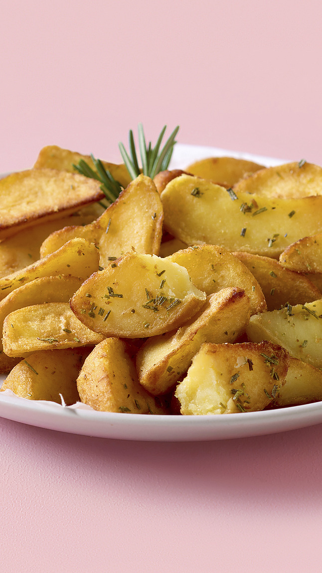 Aardappelpartjes_met_rozemarij_detail_55035