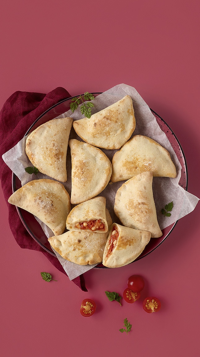 Mini-calzone_ham-salami_web_35043 Mini-calzone_ham-salami_web_35043