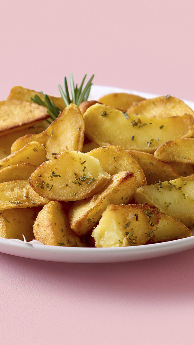 Aardappelpartjes_met_rozemarij_detail_9413 Aardappelpartjes_met_rozemarij_detail_9413