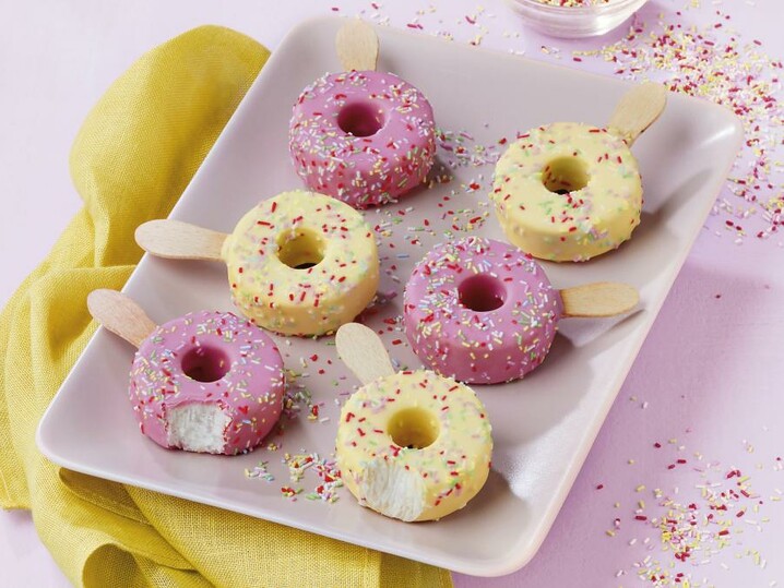 Gekleurde donut sticks