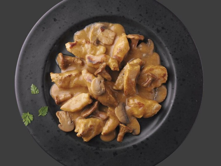 Varkensreepjes met champignons en cantharellen