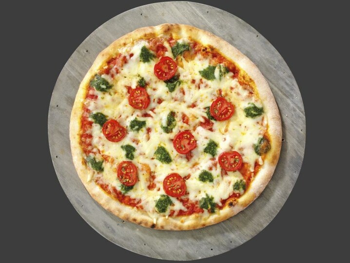 Pizza basilicum en kaas