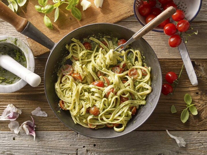 Tagliatelle tomaat-pesto