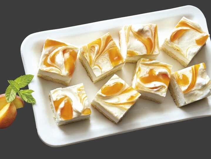 Perzik yoghurt-crème gebakjes